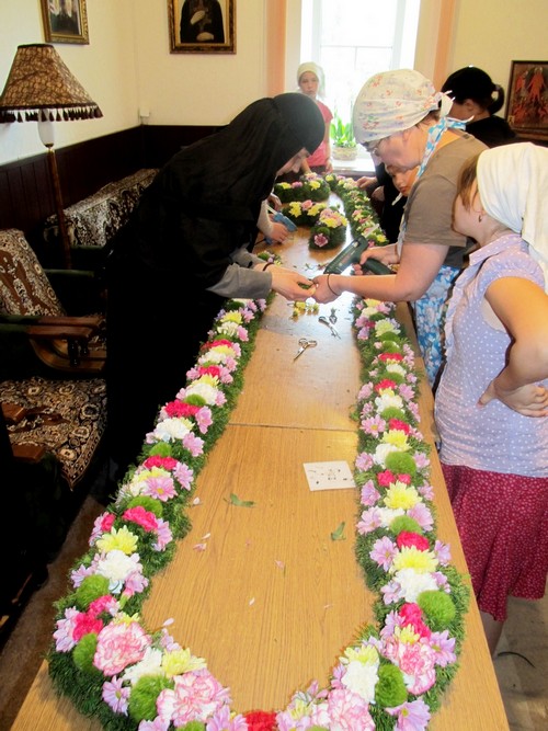 16-Подготовка к празднику прп. Евфросинии.jpg